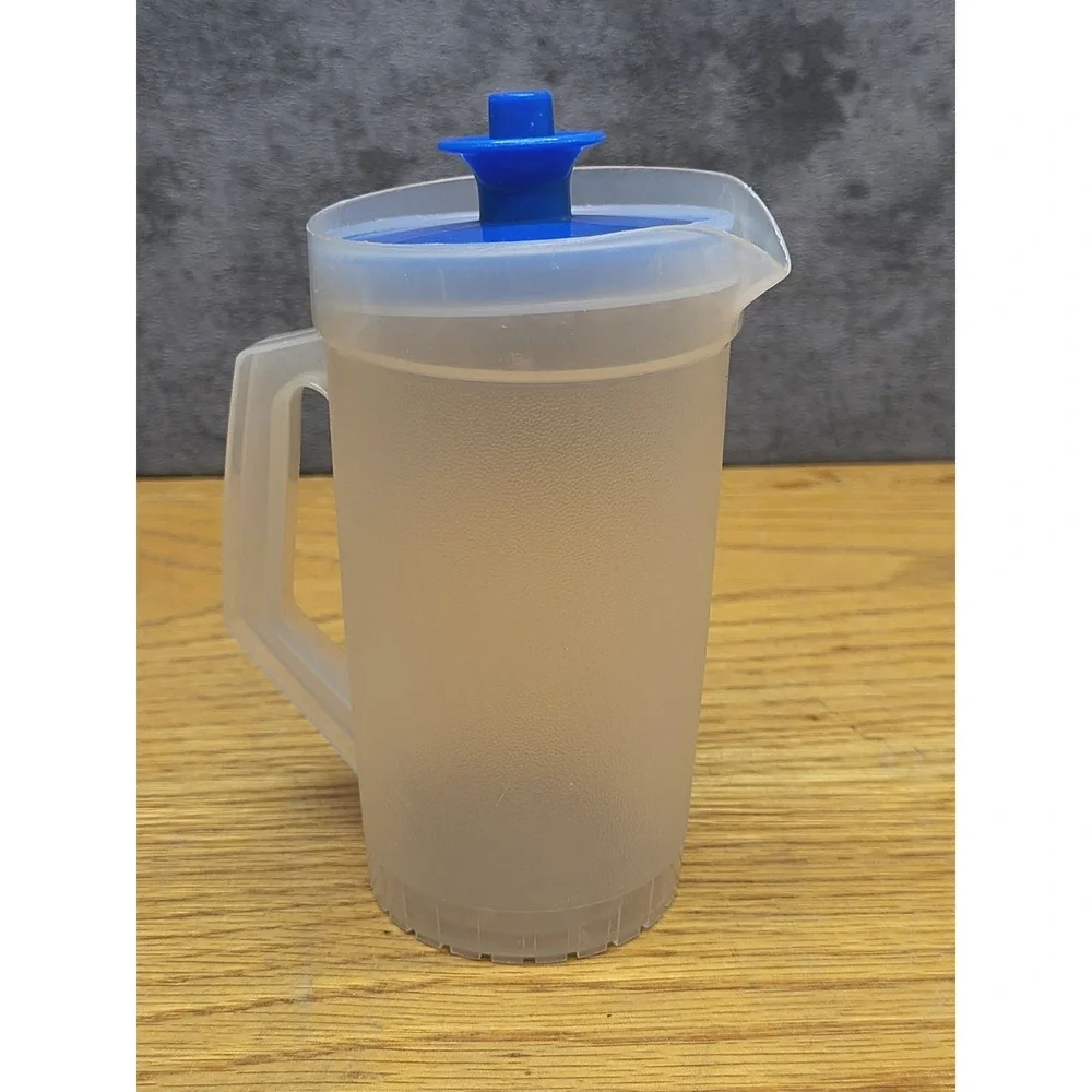 Rare Vintage Tupperware Toys Clear Pitcher With‎ Blue Lid 5